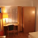 La Romantica 3*