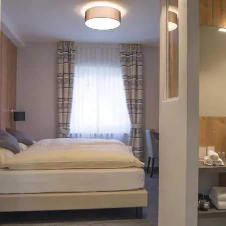 La Romantica Hotell Le Prese