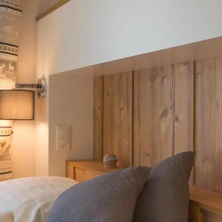 Hotell La Romantica 3*