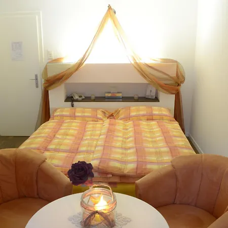 La Romantica 3*
