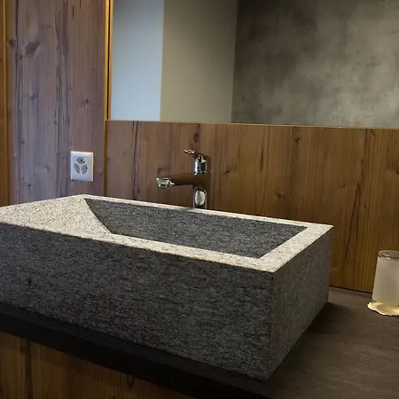 La Romantica 3* Le Prese